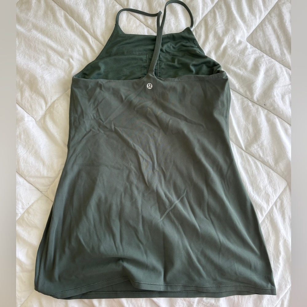 Lulu top size 8
